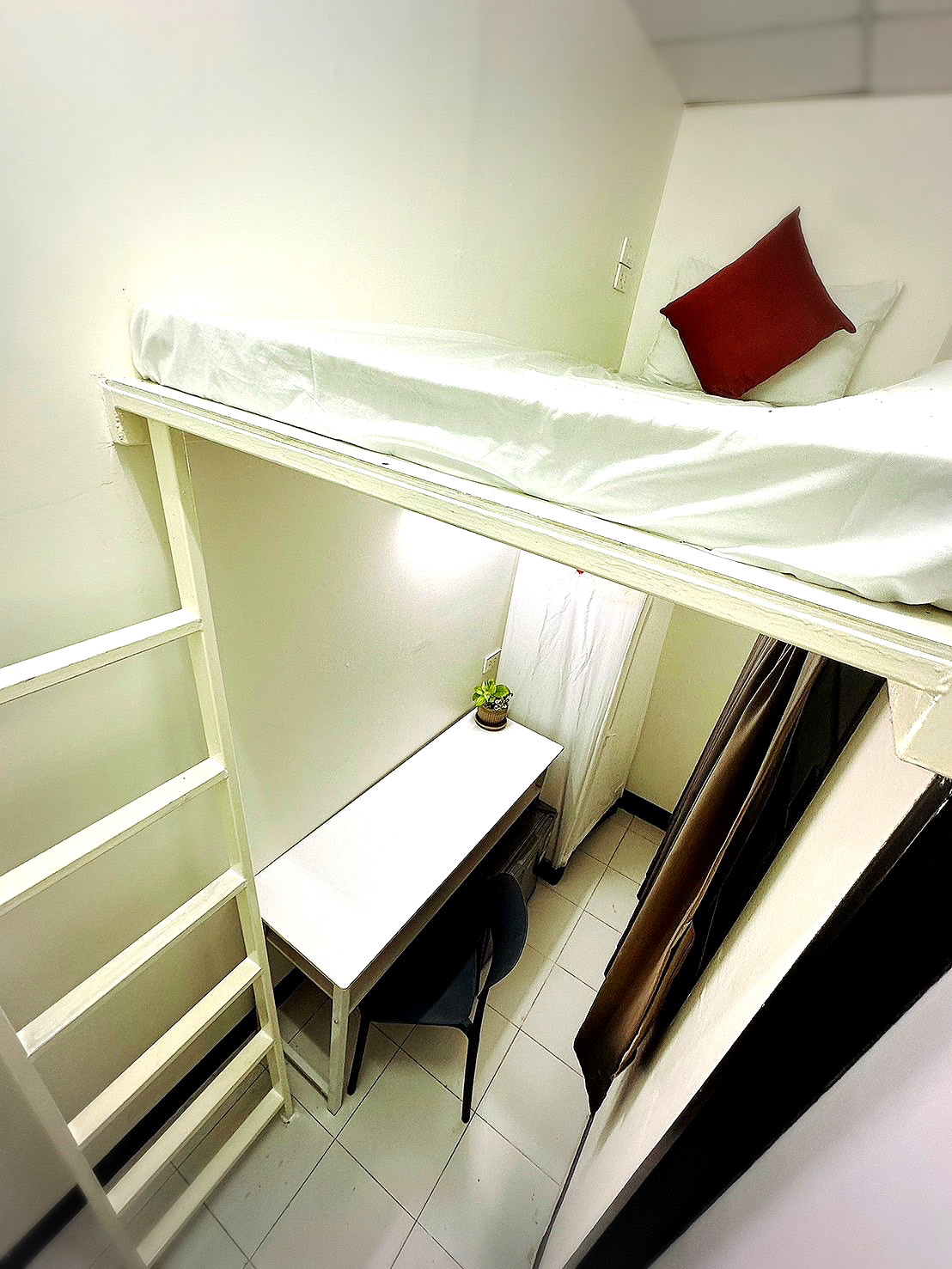 Pictures of Poomjit Lady Room 2/10