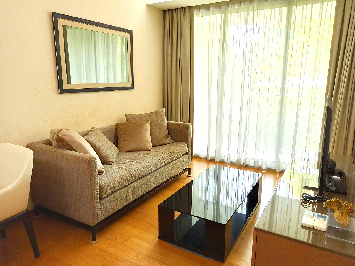 Pictures of Via 31 17/35