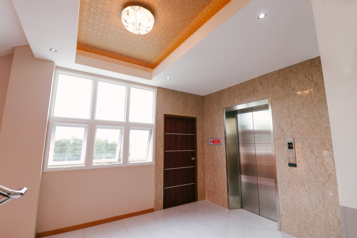 Condo — photo 3