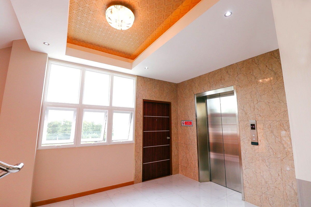 Pictures of Tripletreeshotel  3/3