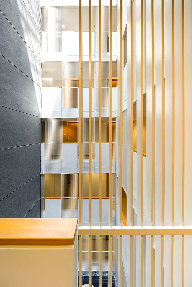 Pictures of Via 31 25/35