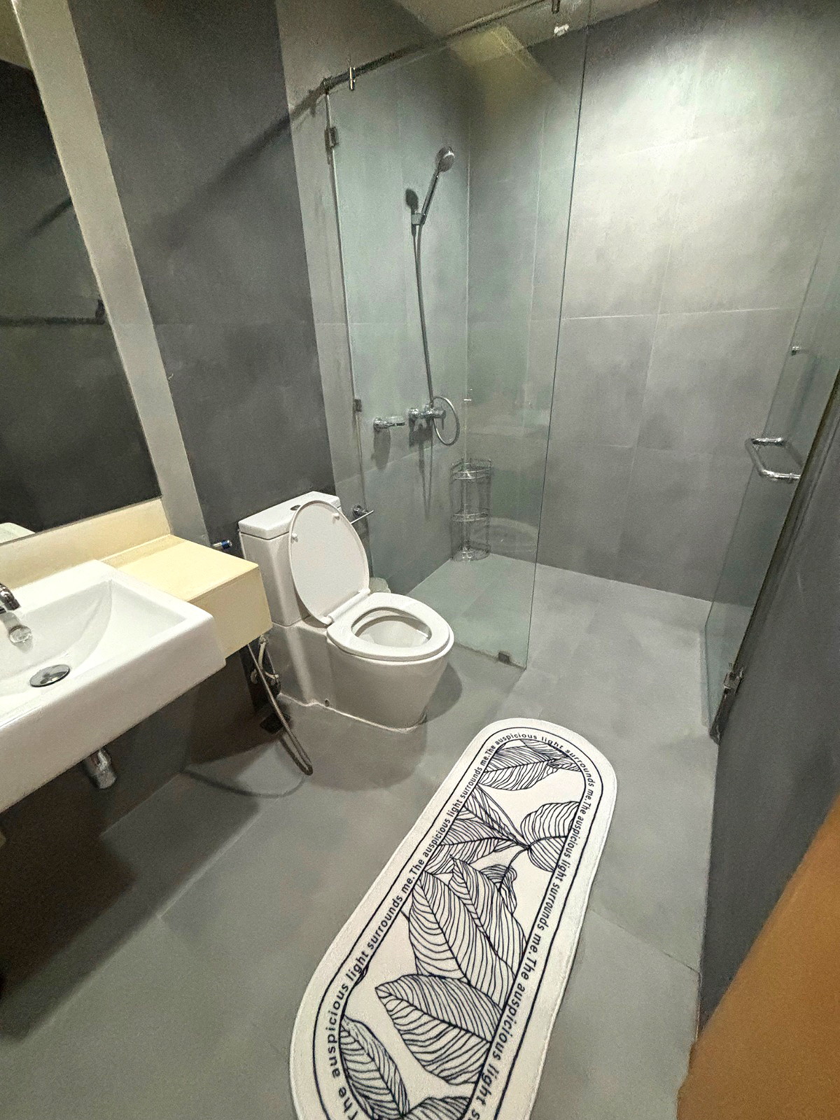 Pictures of 1 Bed Circle Condominium  5/5