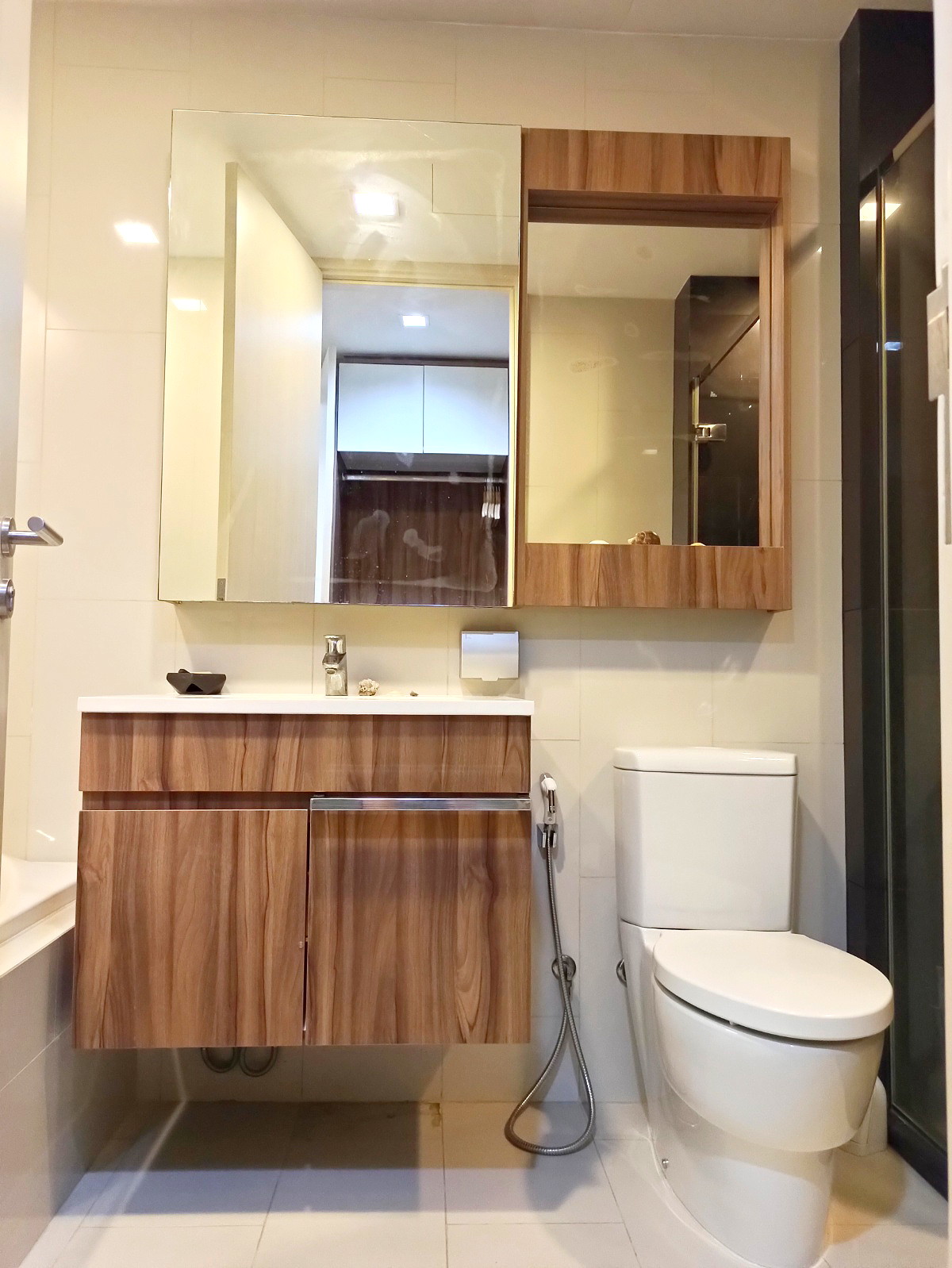 Pictures of Via 31 6/35