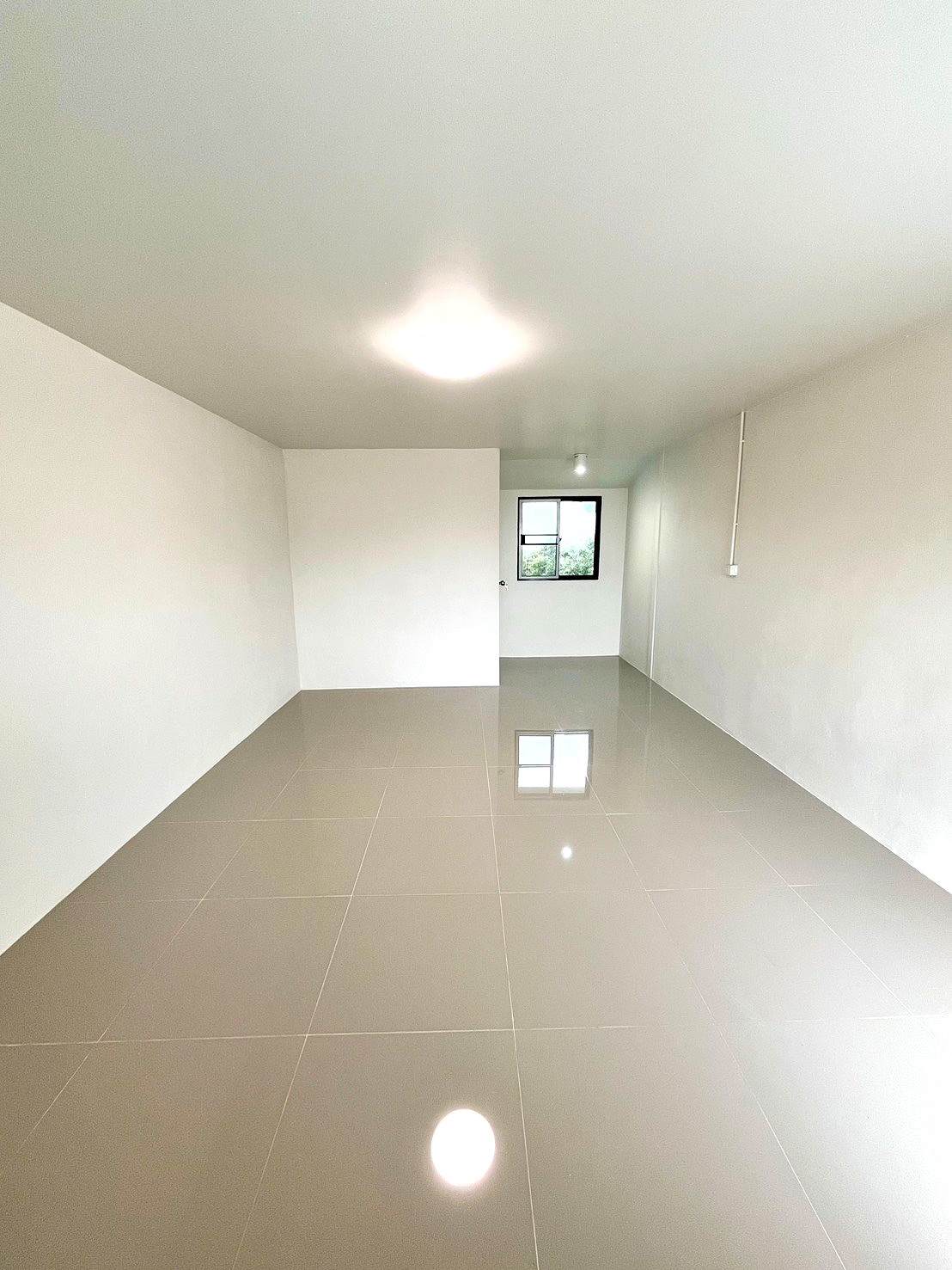 Pictures of Varaporn Sinsin Apartment 2/7