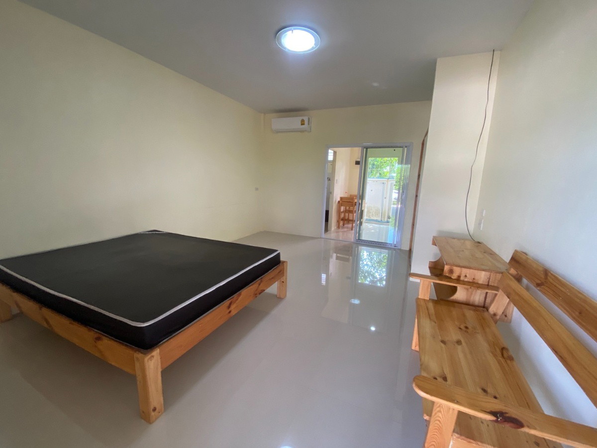 Condo — photo 2