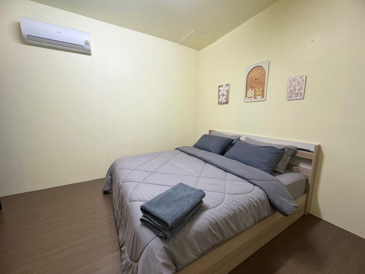 Honey room