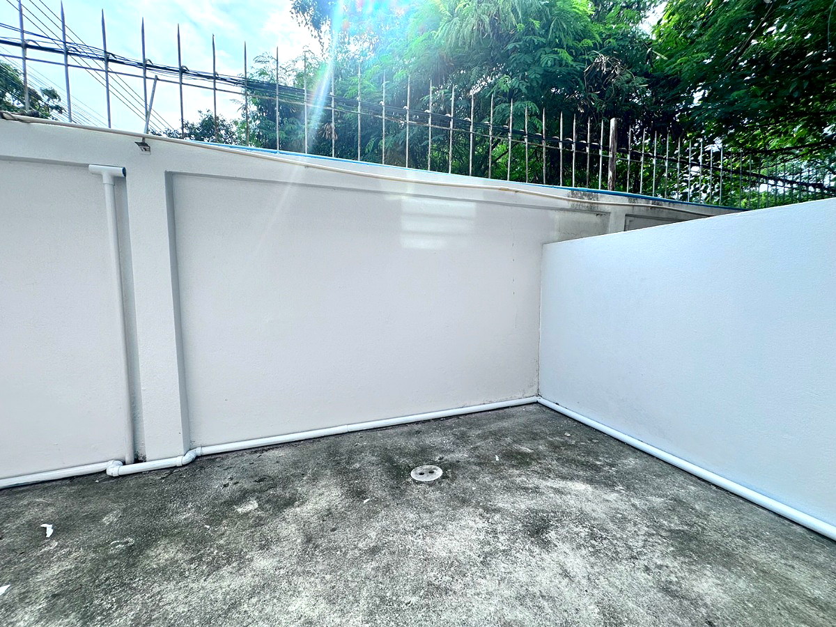 Pictures of Room for rent  near Asia Industrial Estate and Robinson Department Store, 4 km, Ban Chang,Rayong 16/20