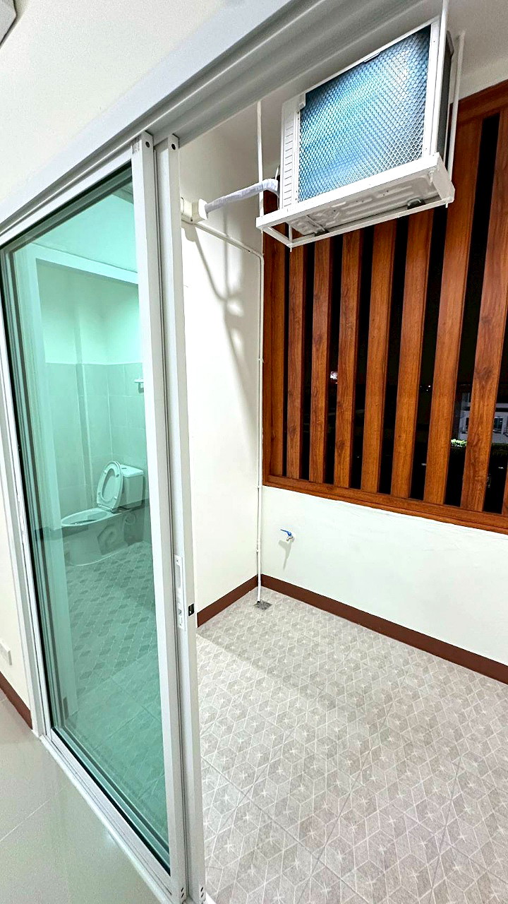 รูปภาพ เกษมสันต์ อะพาร์ตเมนต์ คลองสี่ คลองหลวง ปทุมธานี | อพาร์ทเม้นท์ หอพัก ที่พัก ห้องพัก - รูปที่ 8/11