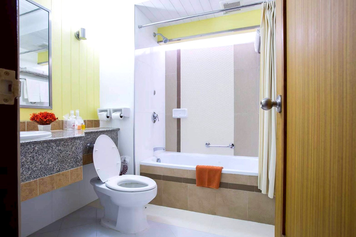 Pictures of AAH Service Apartment 1/4