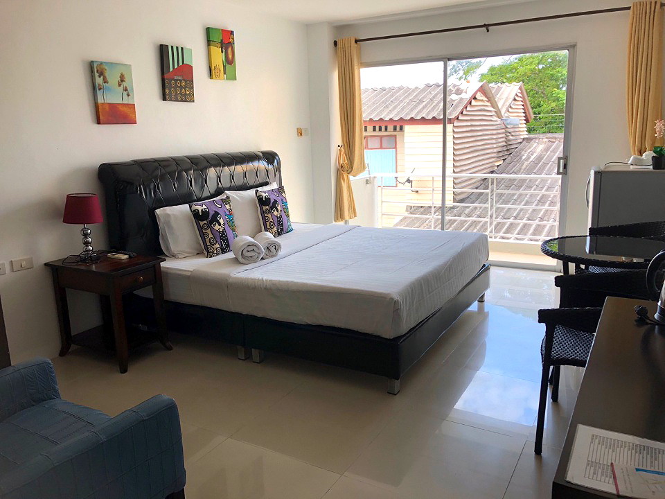 Pictures of baanpaan huahin 86 10/28