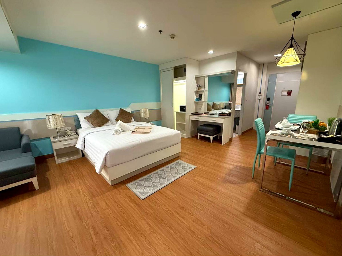 Pictures of AAH Service Apartment 4/4