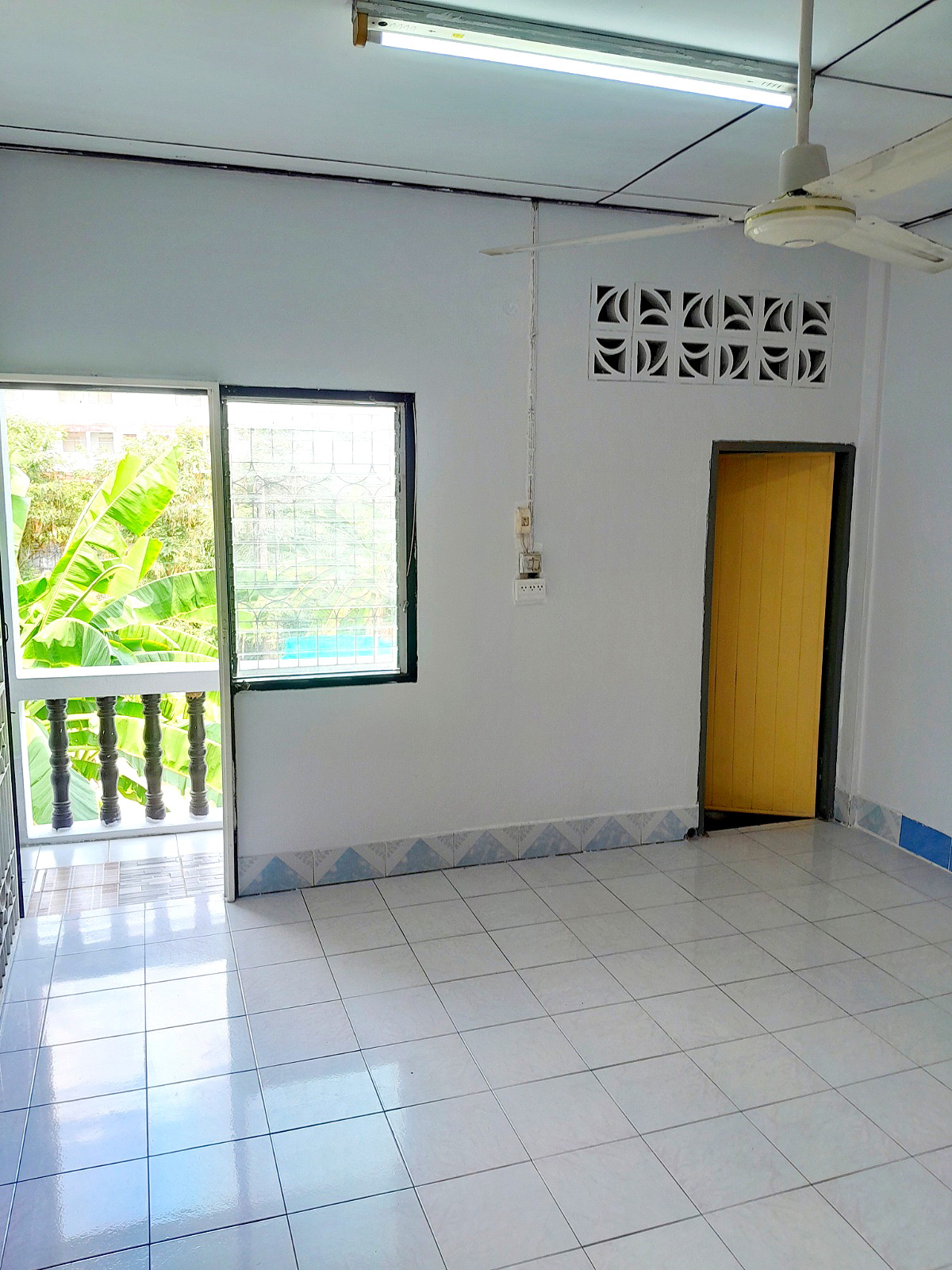 Pictures of Khun Pa's Dormitory, Khlong Luang 20 1/10