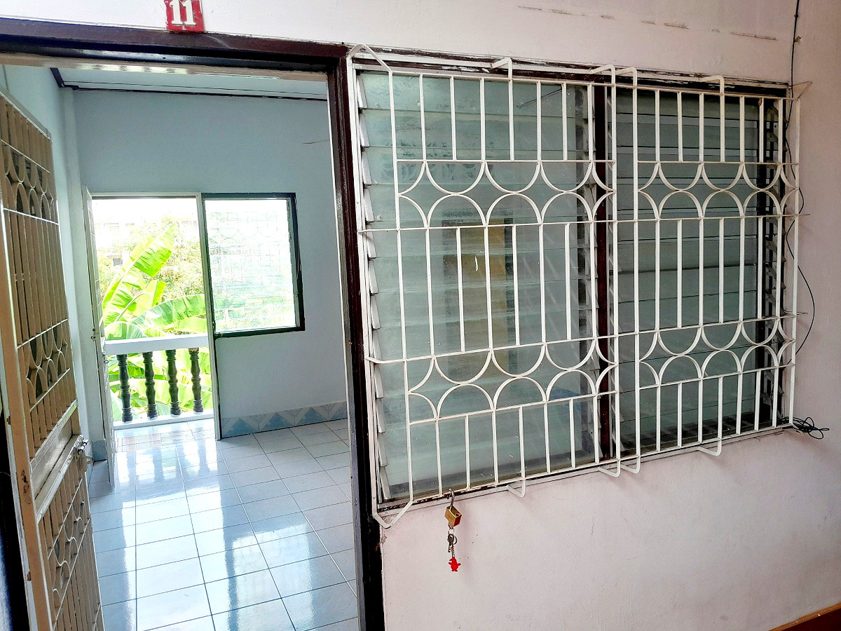 Pictures of Khun Pa's Dormitory, Khlong Luang 20 3/10