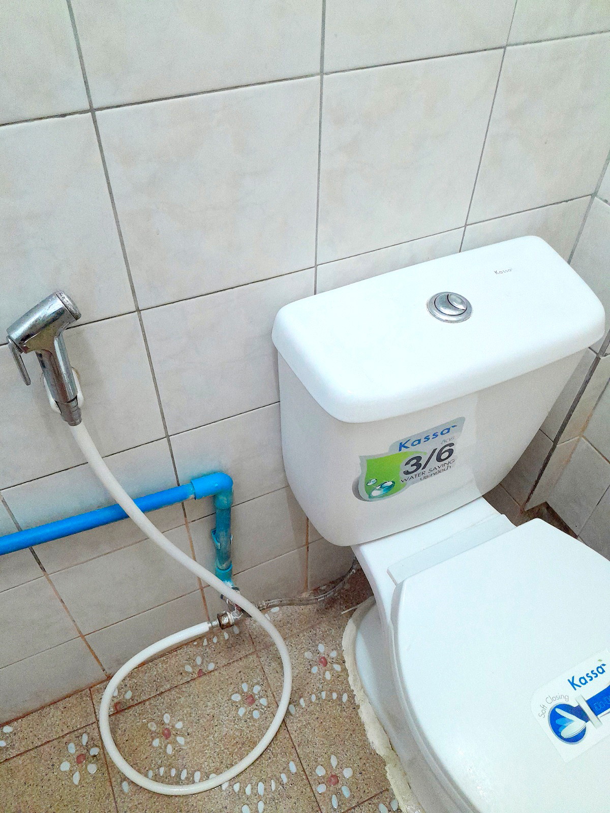 Pictures of Khun Pa's Dormitory, Khlong Luang 20 8/10