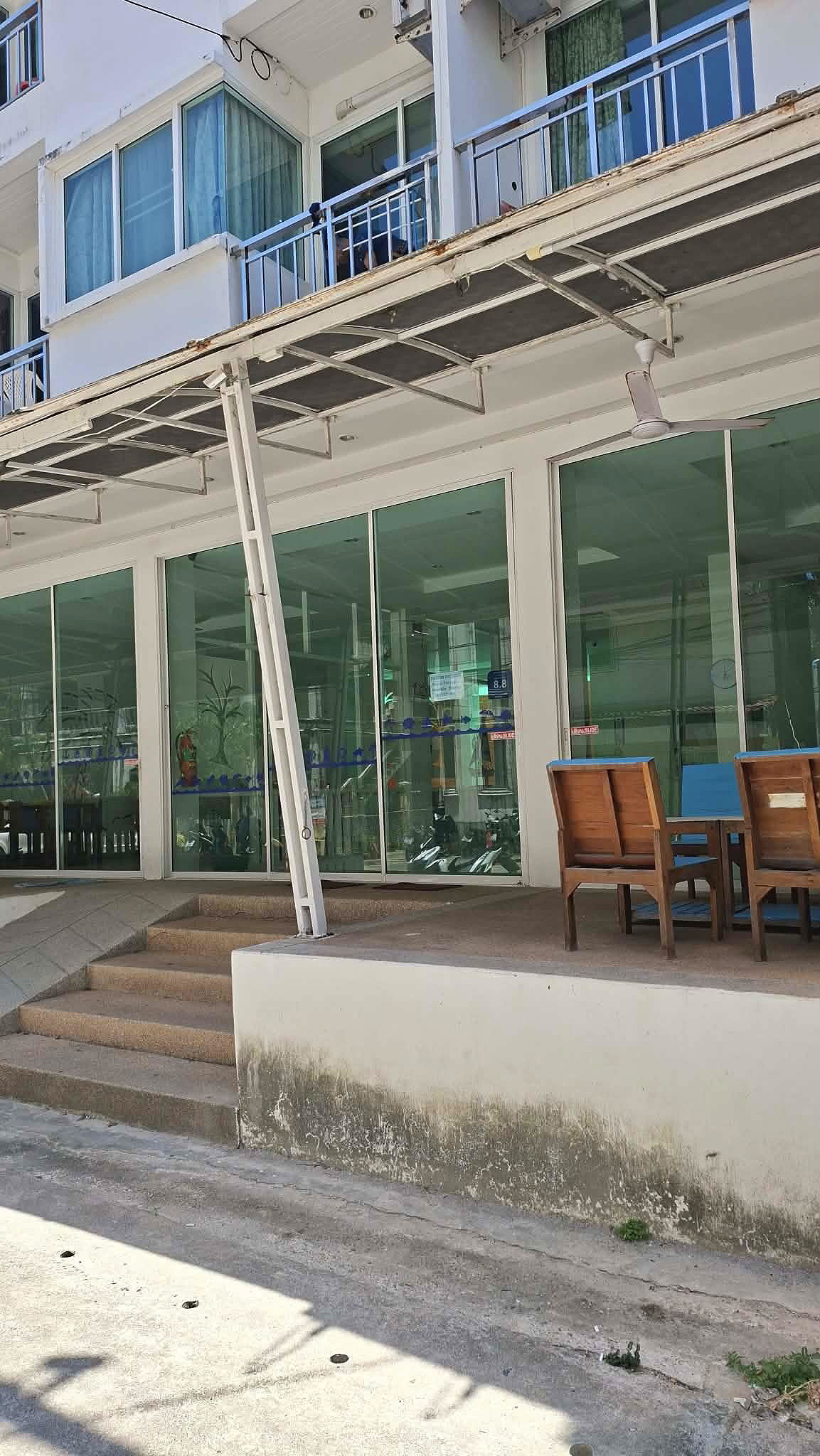 Pictures of ดาริษา ป่าตอง เพลส 4/16