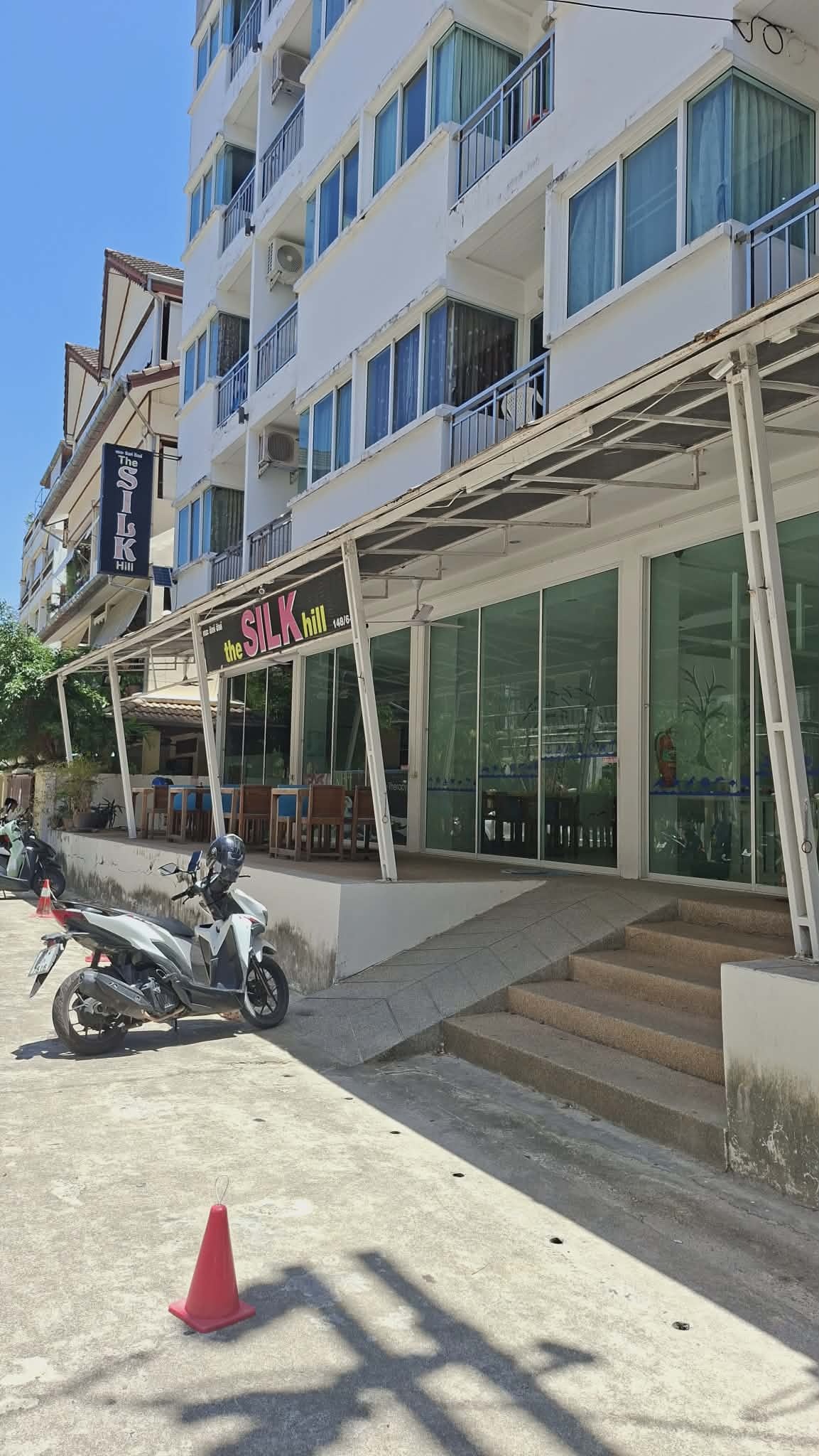DARISA PATONG PLACE — photo 3