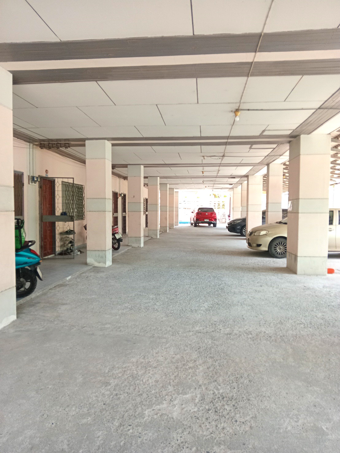 Pictures of Laksiri Mansion 22/47