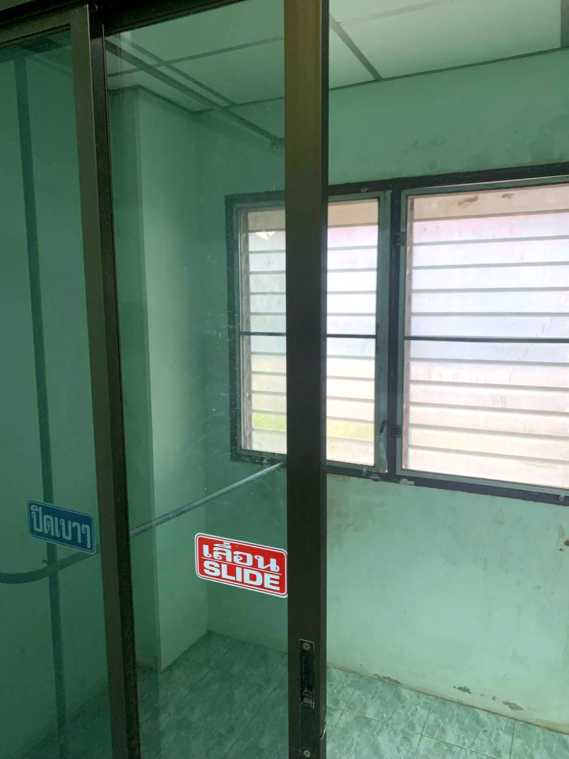 Pictures of Laksiri Mansion 2/47