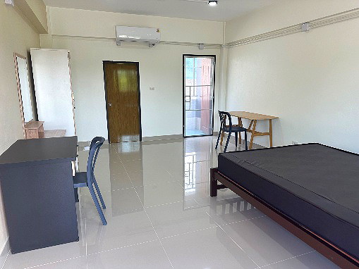 Pictures of หอพักอยู่สบายคลองโยง 10/17