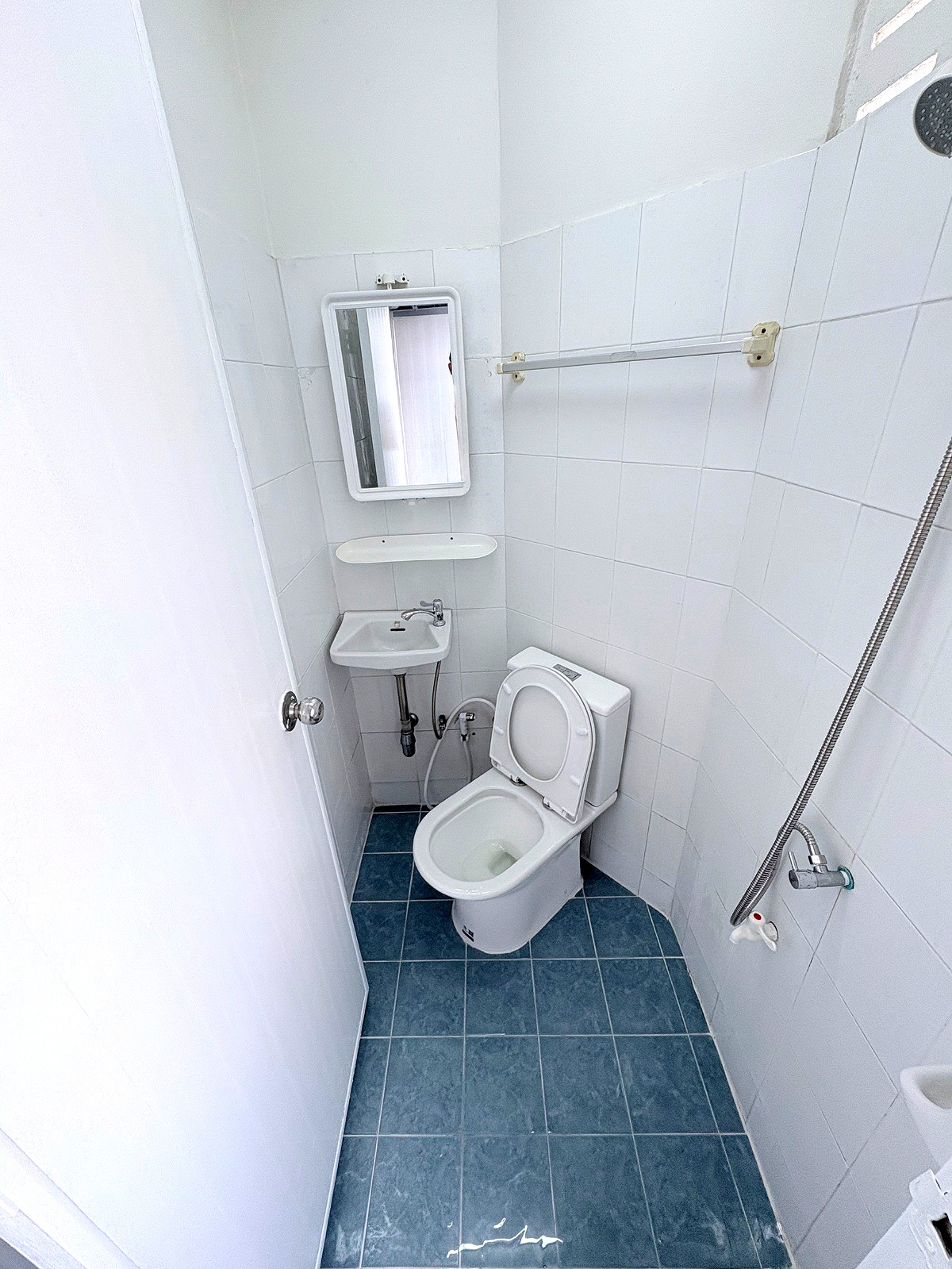 Pictures of TIP apartment  11/13