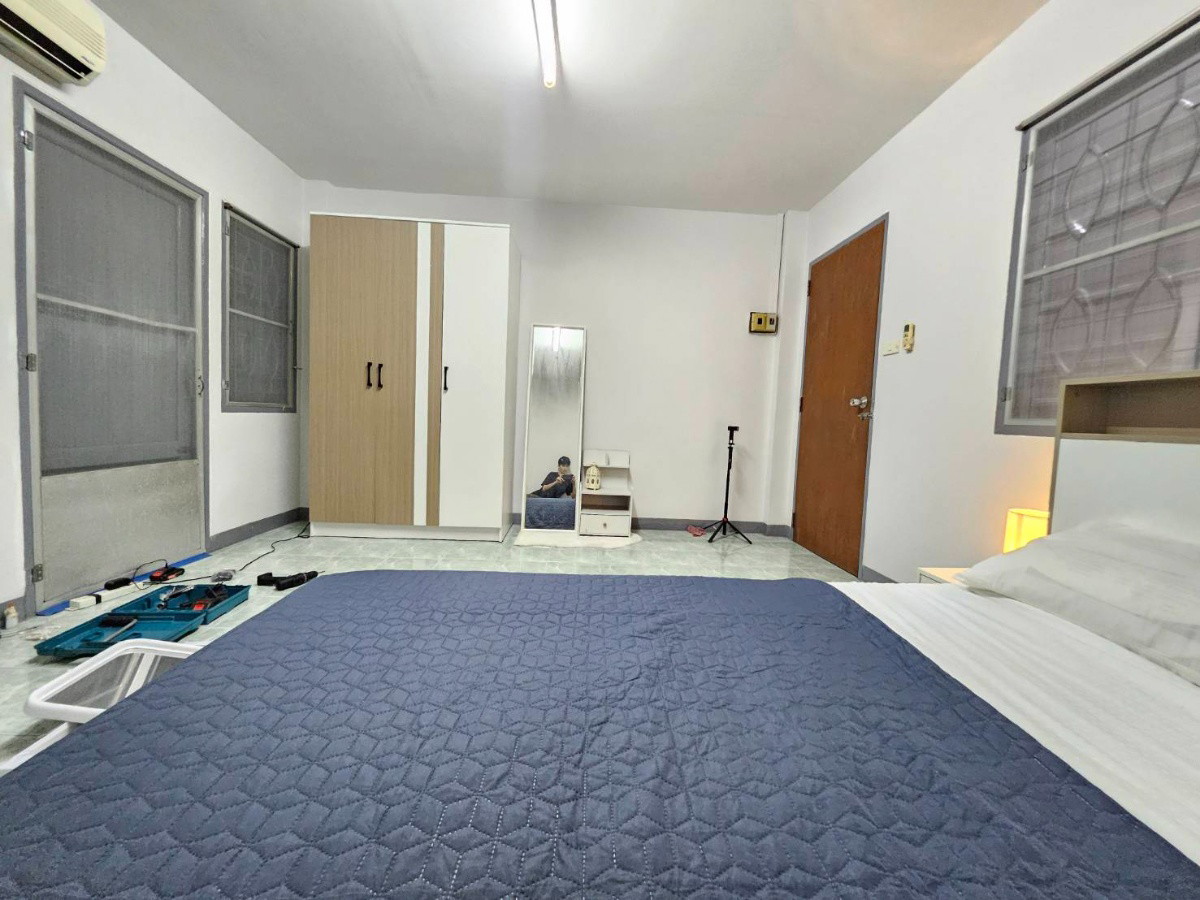 Condo — photo 3