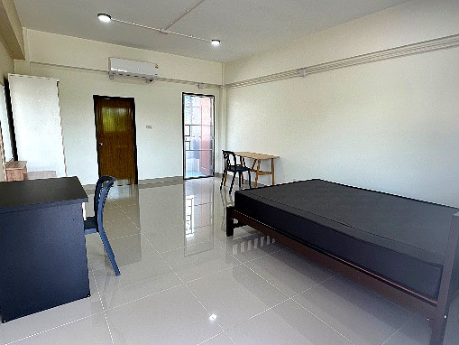 Pictures of หอพักอยู่สบายคลองโยง 12/17