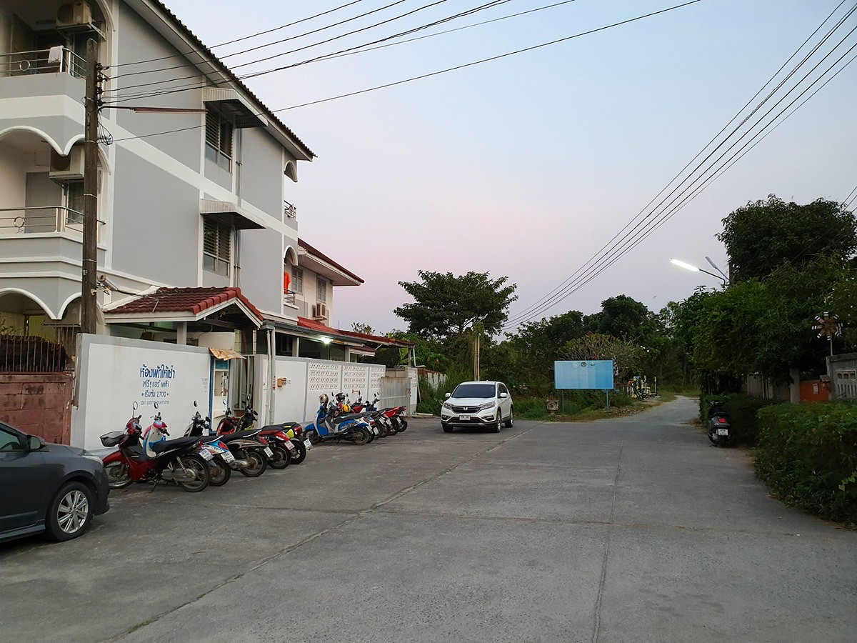 Pictures of ิBanwatlum apartment 46/47