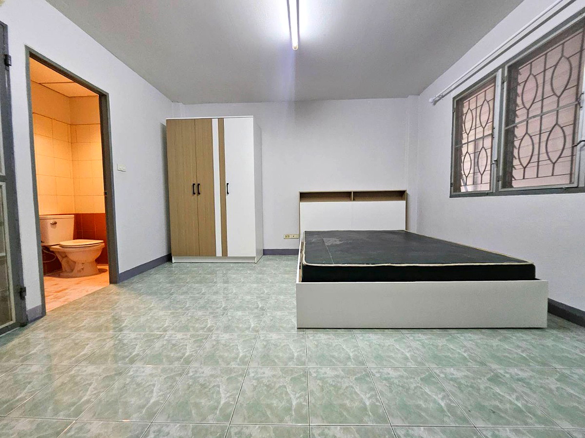 Pictures of ิBanwatlum apartment 10/47