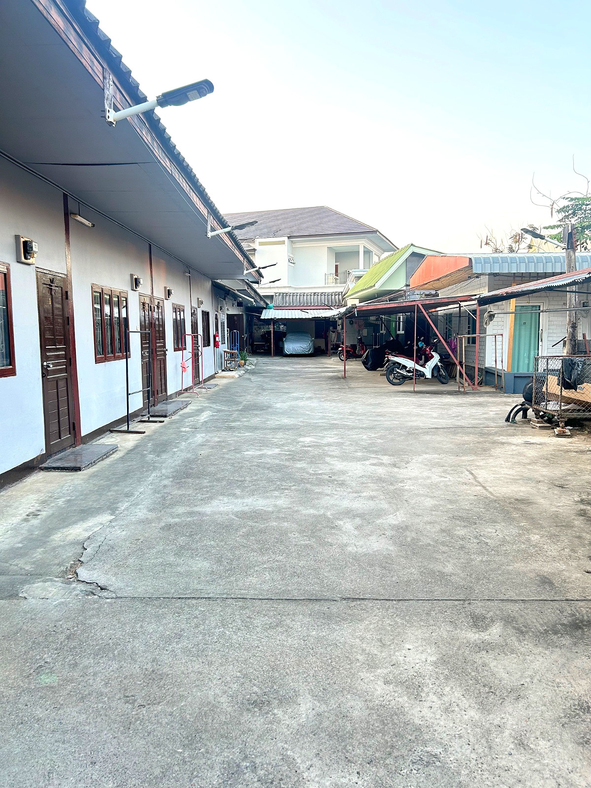 Pictures of Sasitorn 1/7