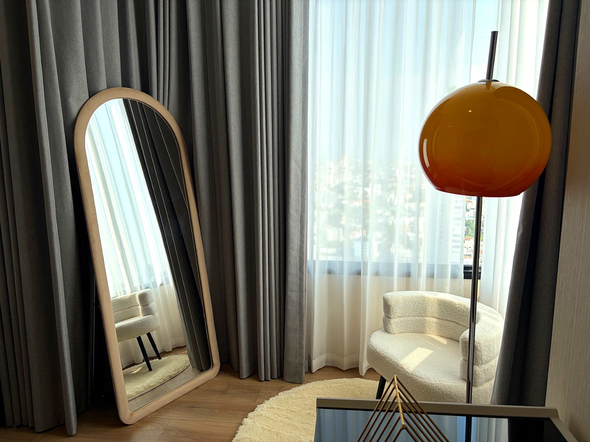 Pictures of Noble Form Thonglor 19/29