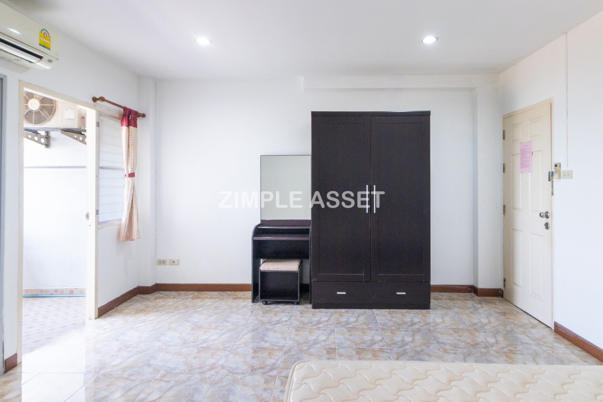 Condo — photo 5