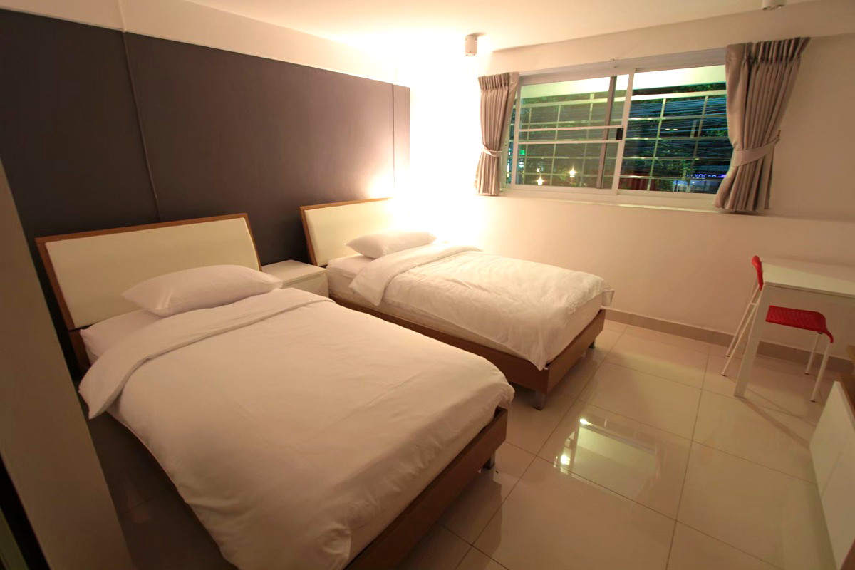 Pictures of Napaville 13/27