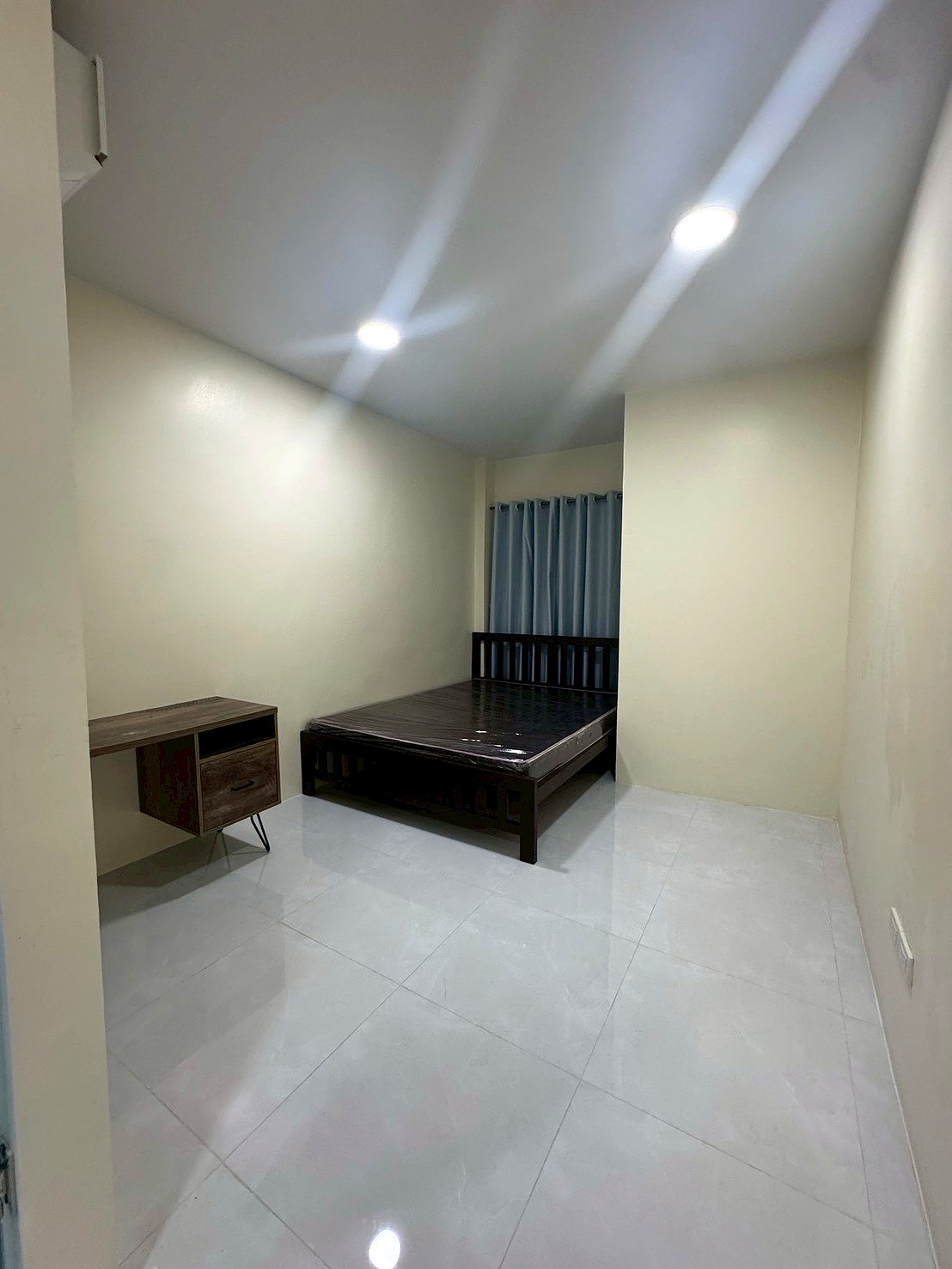 Pictures of Time Hom2 16/21