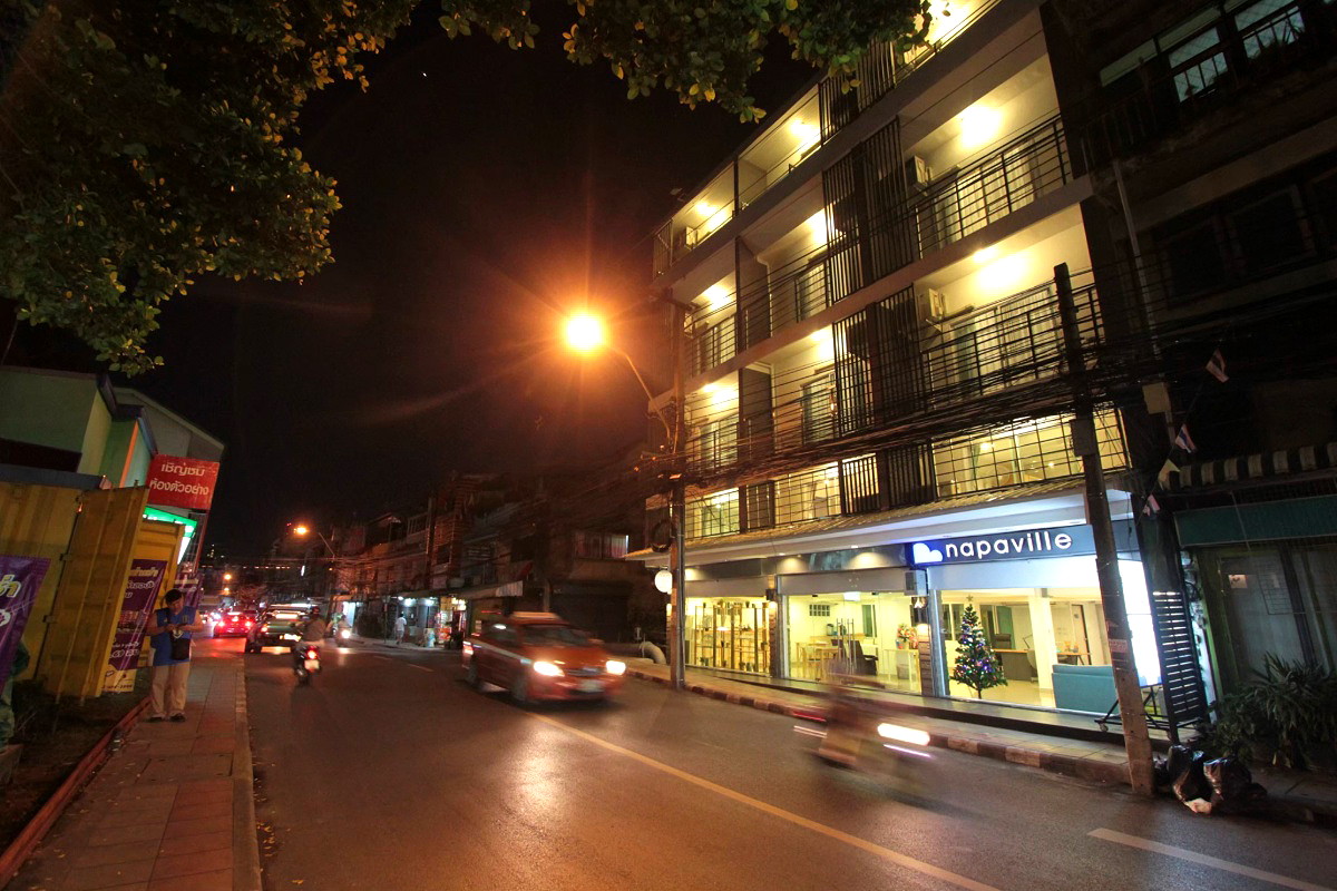 Pictures of Napaville 17/27