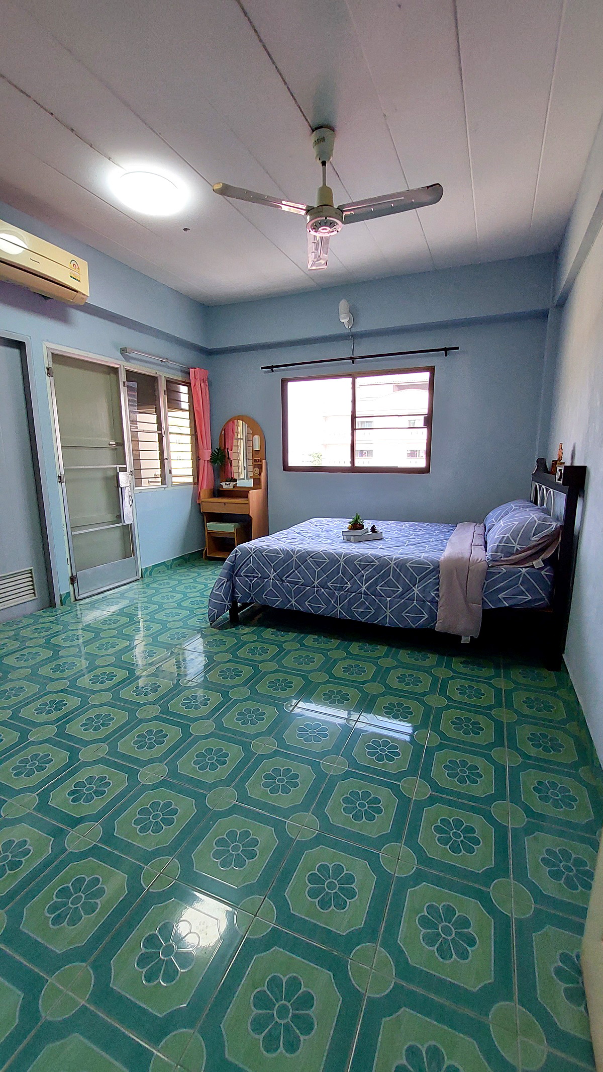 รูปภาพ KL Apartment  ม.หอการค้า ห้วยขวาง ดินแดง เซ็นทรัลพระราม9 เซ็นทรัลลาดพร้าว   | อพาร์ทเม้นท์ หอพัก ที่พัก ห้องพัก - รูปที่ 4/7