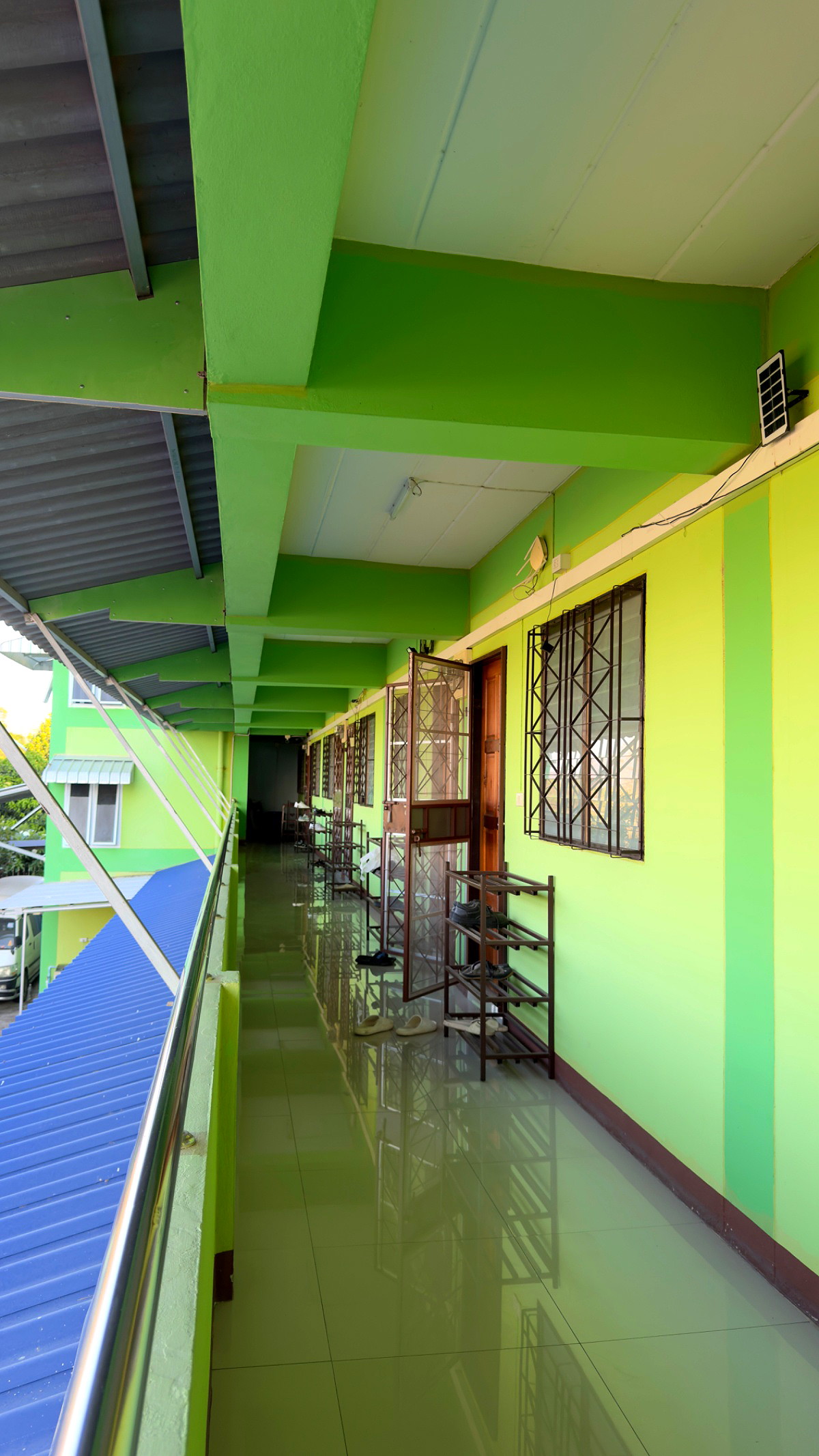 Pictures of Rian Thong Resident 4/8