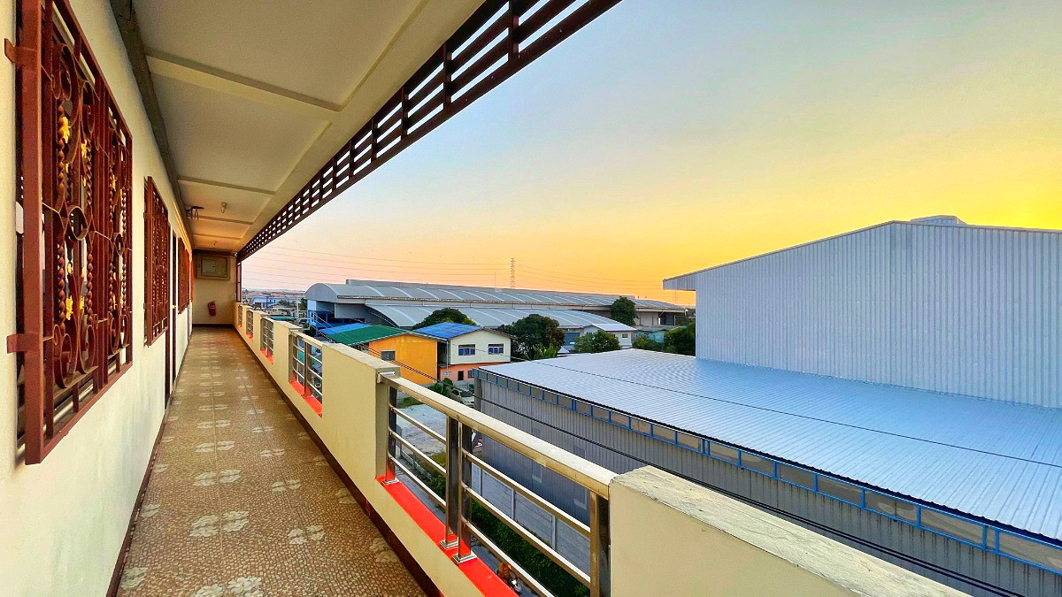 Pictures of Varunya Apartment 18/24