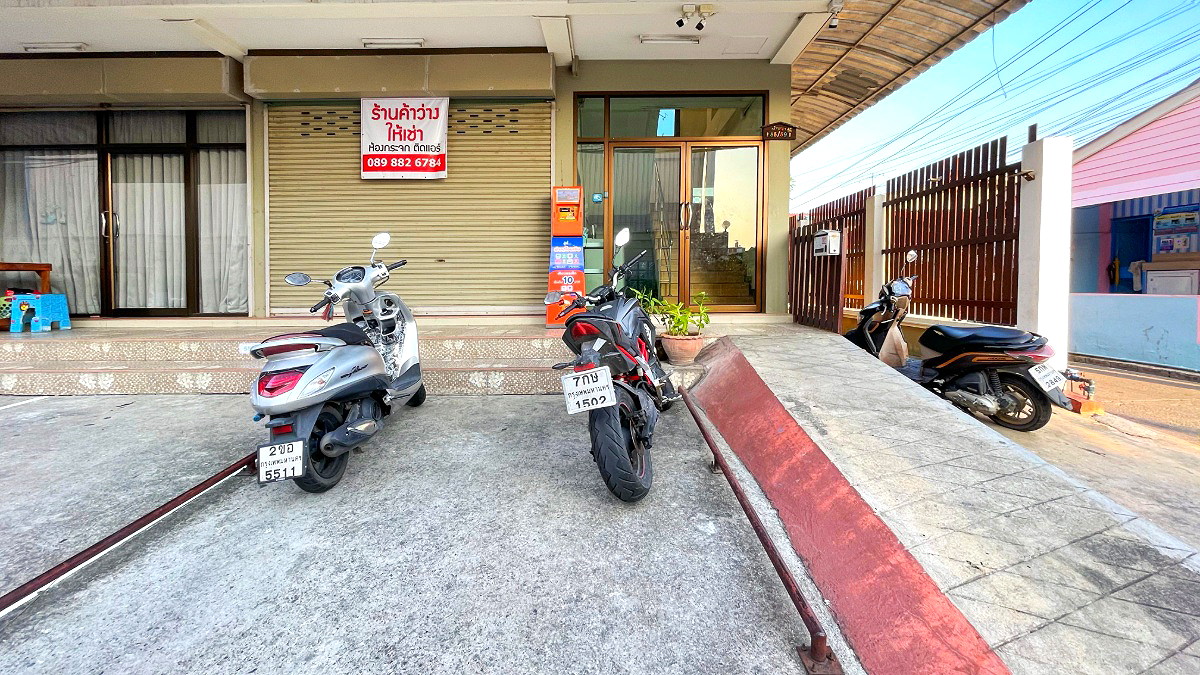 Pictures of Varunya Apartment 6/24