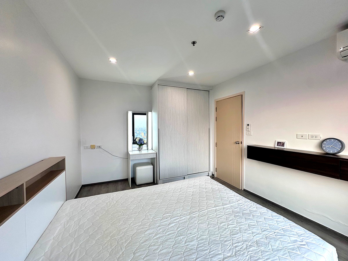 รูปภาพ ริชพาร์ค ทริปเปิ้ลสเตชั่น | อพาร์ทเม้นท์ หอพัก ที่พัก ห้องพัก - รูปที่ 4/12