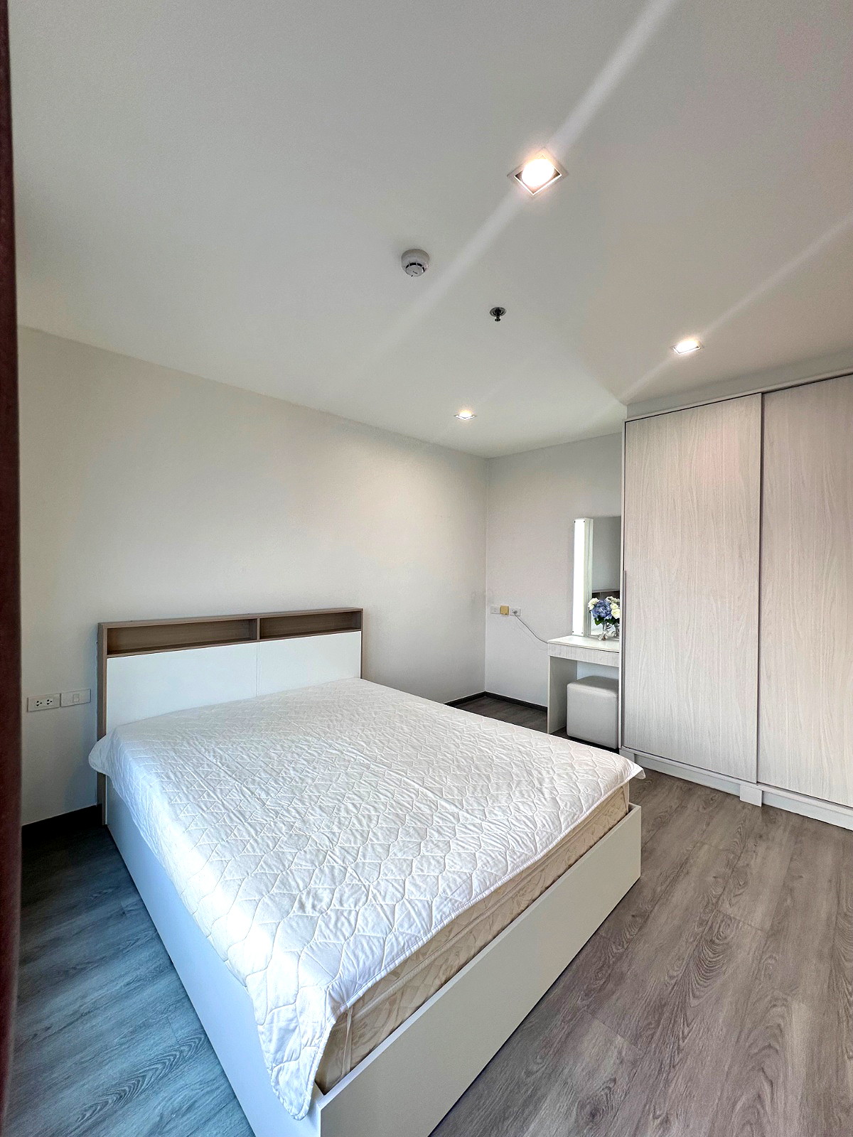 รูปภาพ ริชพาร์ค ทริปเปิ้ลสเตชั่น | อพาร์ทเม้นท์ หอพัก ที่พัก ห้องพัก - รูปที่ 3/12