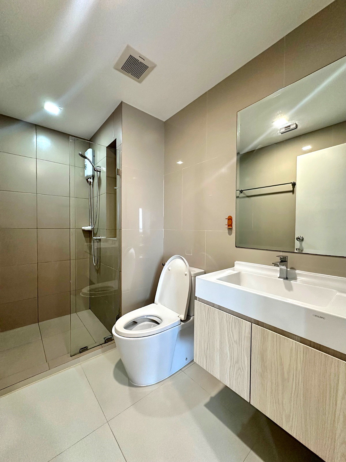 รูปภาพ ริชพาร์ค ทริปเปิ้ลสเตชั่น | อพาร์ทเม้นท์ หอพัก ที่พัก ห้องพัก - รูปที่ 12/12