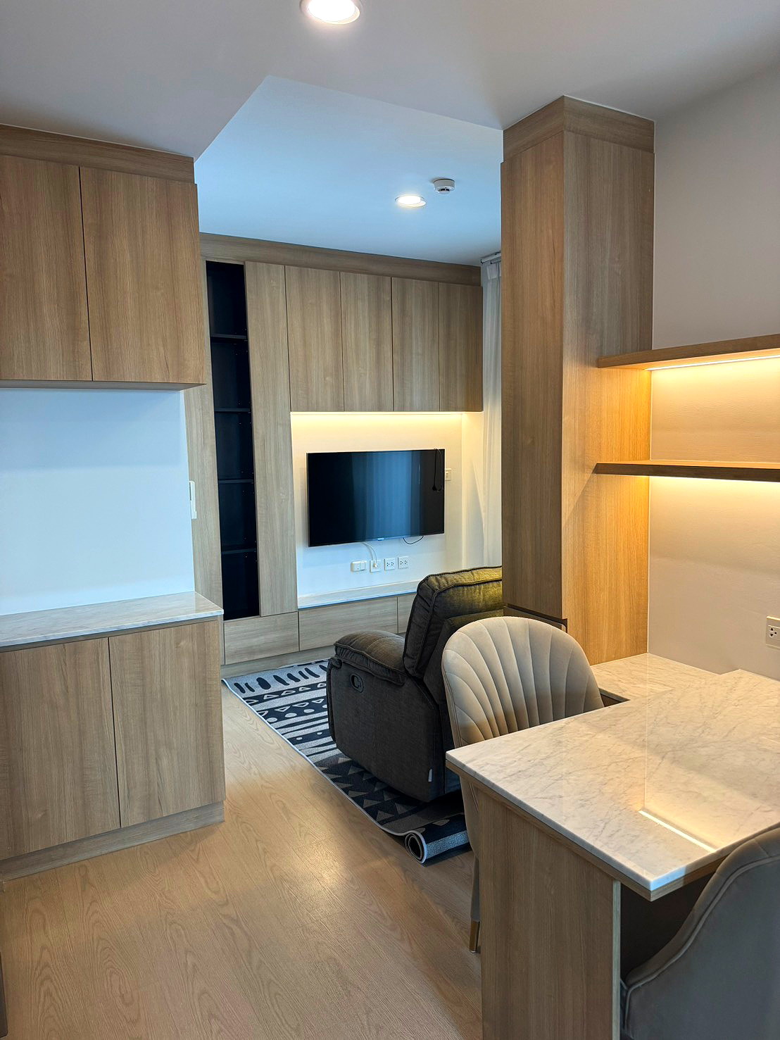 Pictures of  For Rent: The Tree Sukhumvit 71 Ekamai | Corner Unit High Floor View | 18,000 THB/mo 12/31