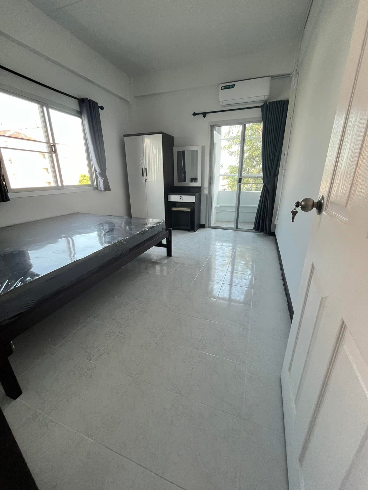 Condo · bangkok — photo 2