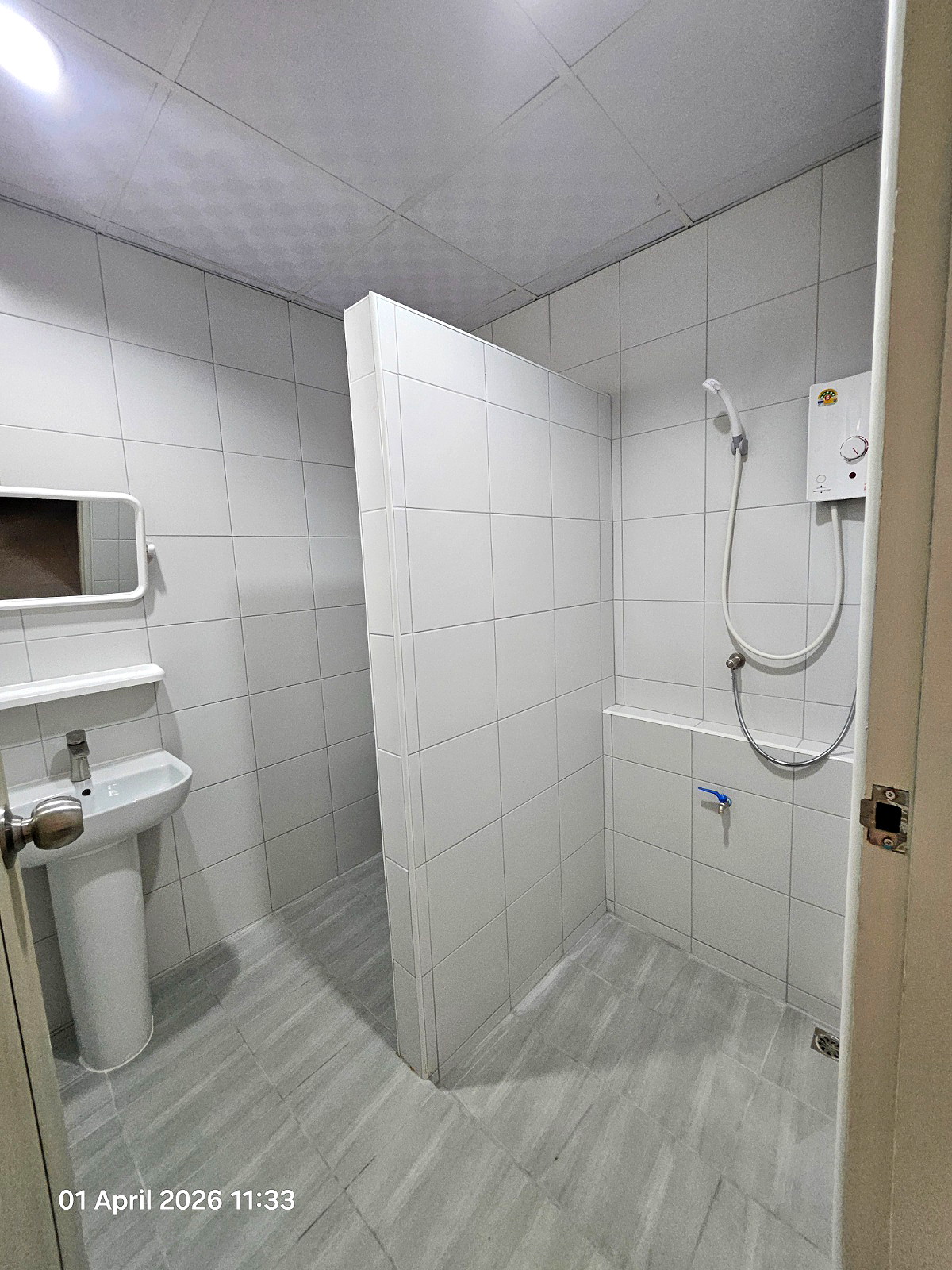 Pictures of BB Room 17/20