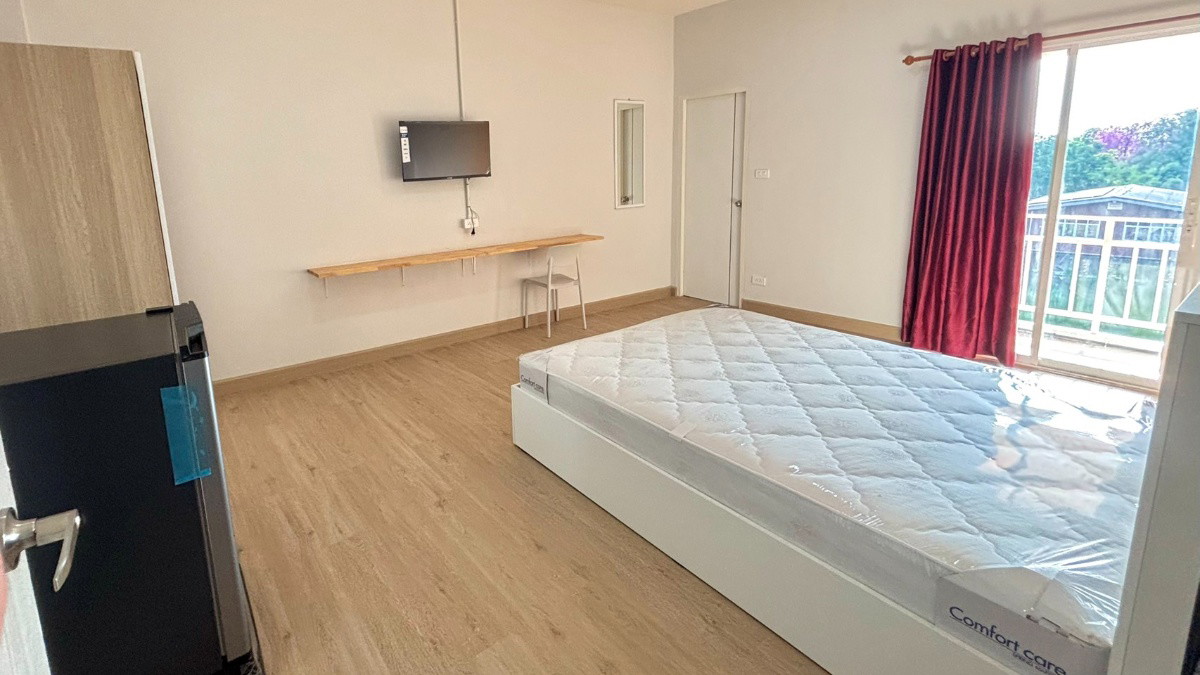Condo — photo 3