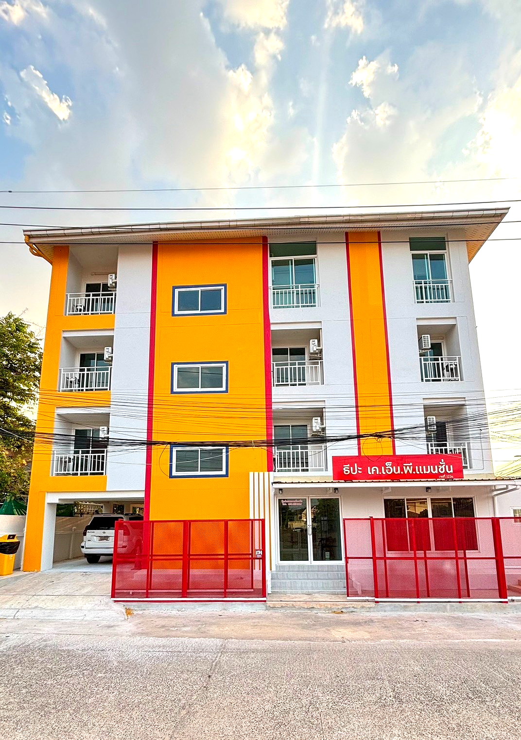 Pictures of THEE PA K.N.P.MANSION 6/6