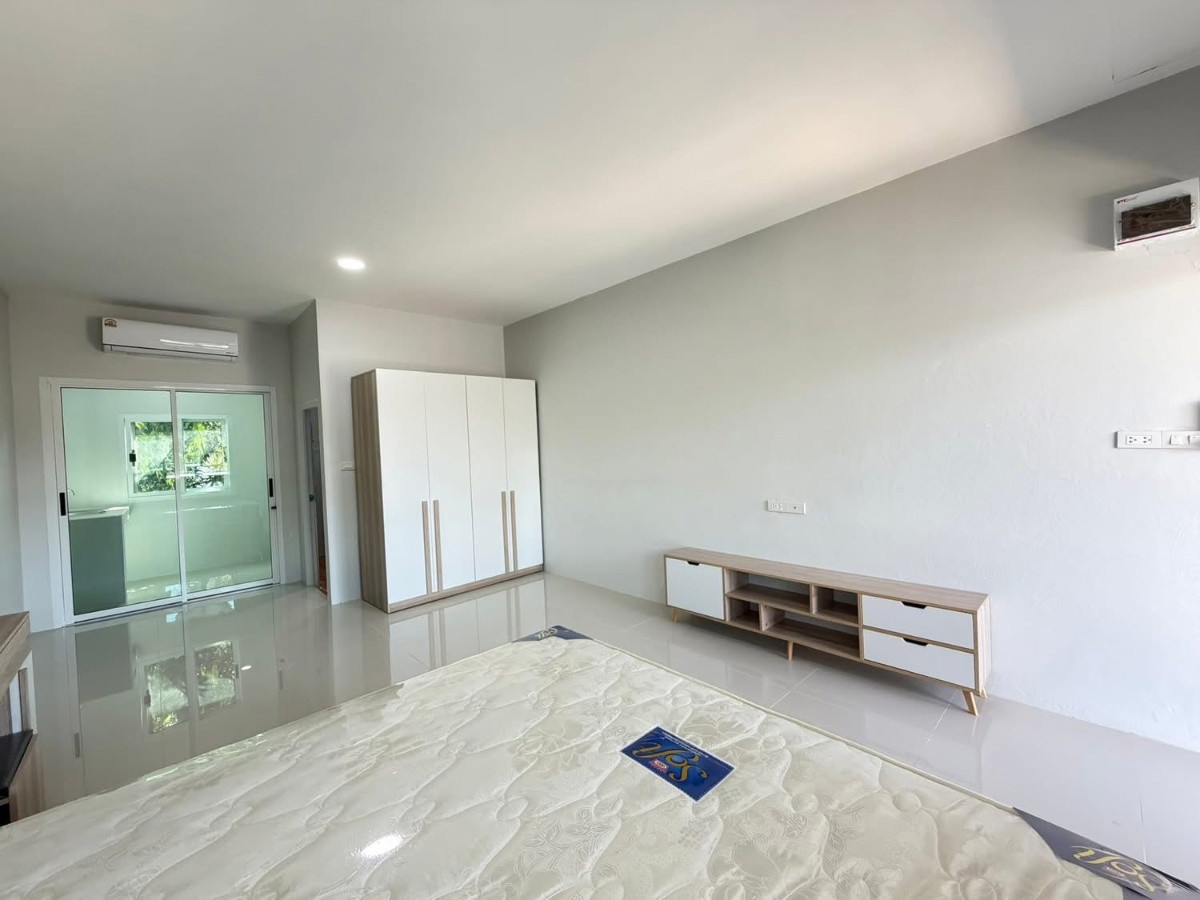 Condo — photo 4