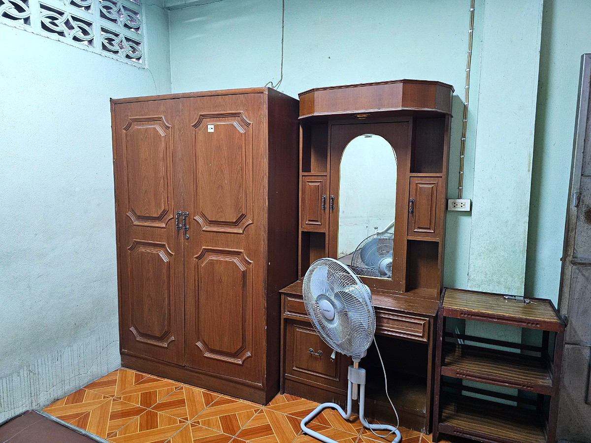 Pictures of Mint Dorm 2/6