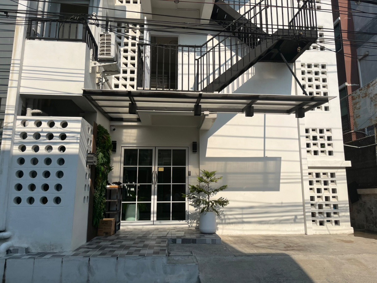 Condo · Watthana, bangkok — photo 3