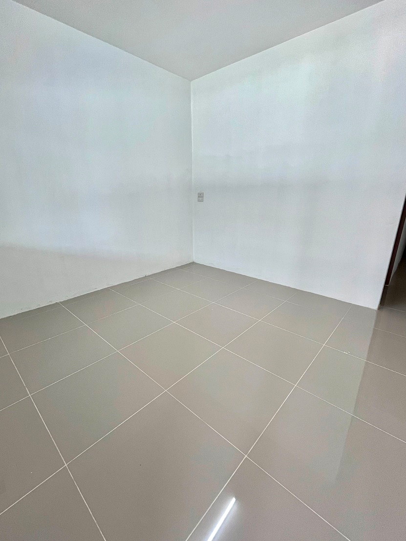 Pictures of SanSuk Home 4/10